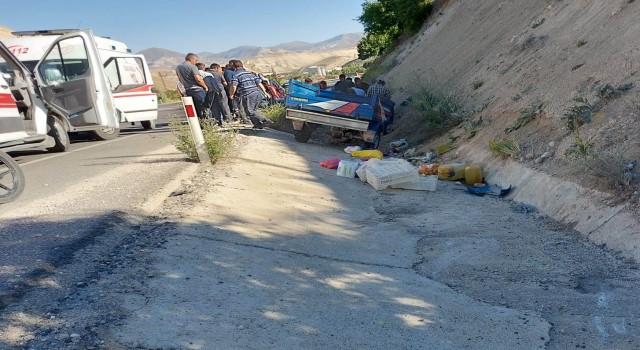 Malatyada çapa motoru devrildi: 1i ağır 3 yaralı