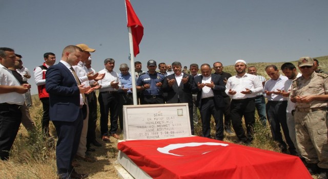 Malazgirtte şehit mezarları ziyaret edildi