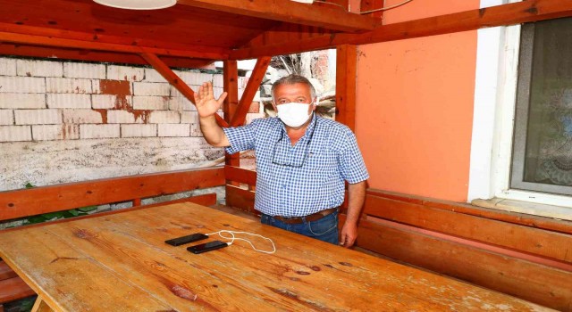 ‘Mavi köyde ilk vaka muhtar oldu