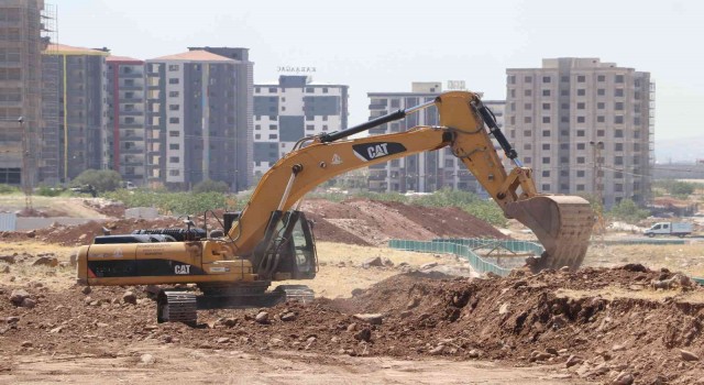 Mehmetçik Mahallesine yeni yollar kazandırılıyor