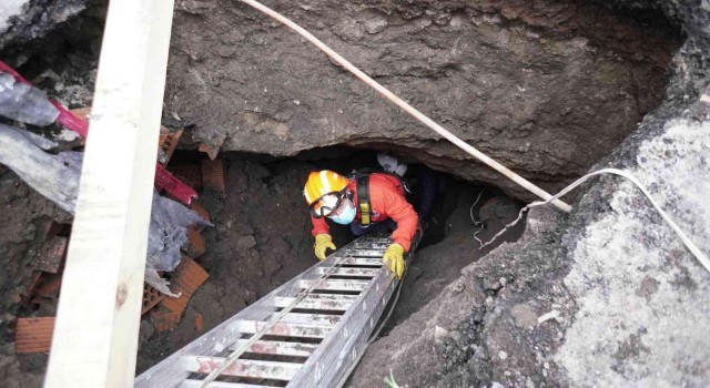 Meksikadaki bir çukurda 13 yeraltı mağarası keşfedildi