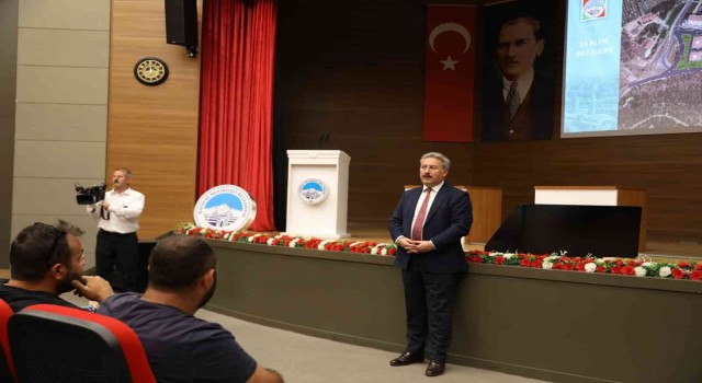 Melikgazi Belediyesinden müteahhitlere kentsel dönüşüm sunumu