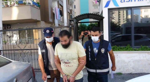 Mersin merkezli Umut Tacirleri operasyonunda 10 gözaltı