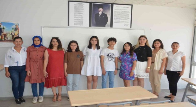 Mersindeki kurs merkezleri öğrencilerin hayallerine köprü oluyor