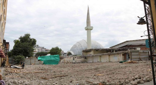 Meydan projesinde ilk yıkım tamam