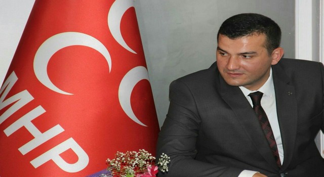 MHP MYK Üyesi Pehlivan: Bayramlarımız tıpkı bayrak gibi bağımsızlığımızın simgesidir