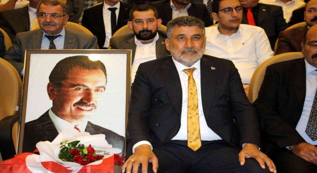 Milli Yol Partisi Sivasta ilk il başkanlığı kongresini düzenledi