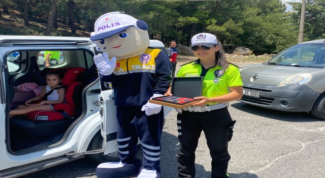 Muğlada “şeker” tadında trafik uygulaması