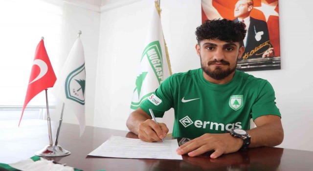 Muğlaspordan sağ bek takviyesi