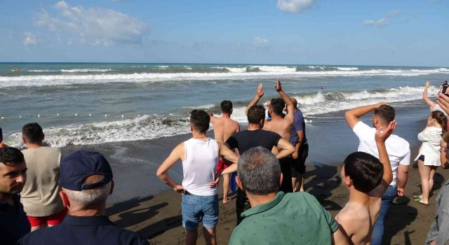 Orduda denize giren bir kişi kayboldu, arama çalışması sürüyor