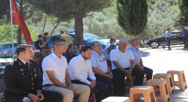 Osmanelide şehitlikler ziyaret edildi