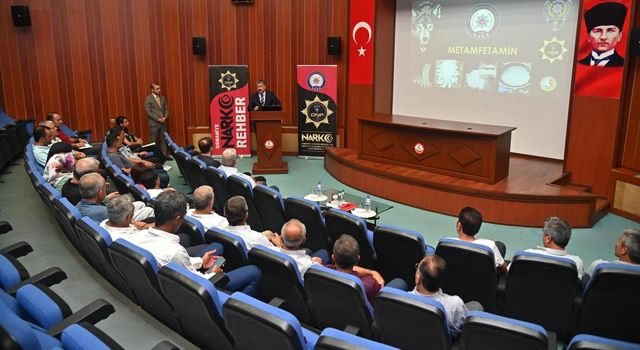 Osmaniye'de Muhtarlara uyuşturucu ile mücadele semineri