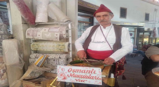Osmanlı kültürünü yaşatmak için Osmanlı macunu satıyor