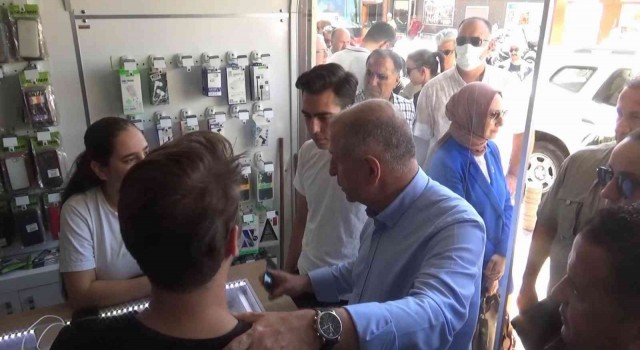 Ümit Özdağ: "Anne ile babanızı oy vermek için ikna edemiyorsanız eve kilitleyin"