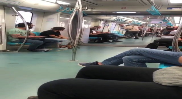 Pendikte Marmarayda güreşir gibi kavga ettiler