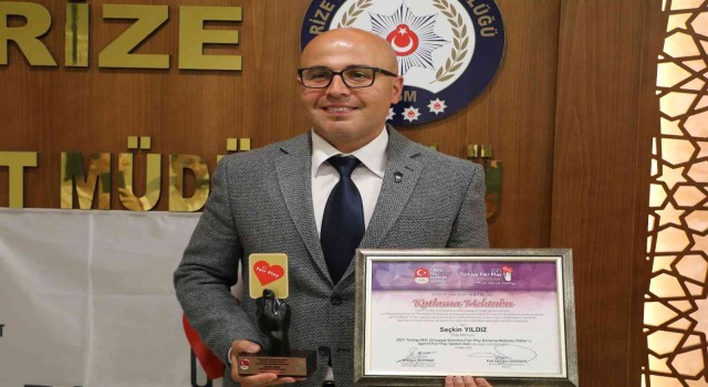 Polis memuru Seçkin Yıldıza fair-play ödülü