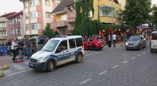 Polisin dur ihtarına uymayan alkollü şahıslar gözaltına alındı