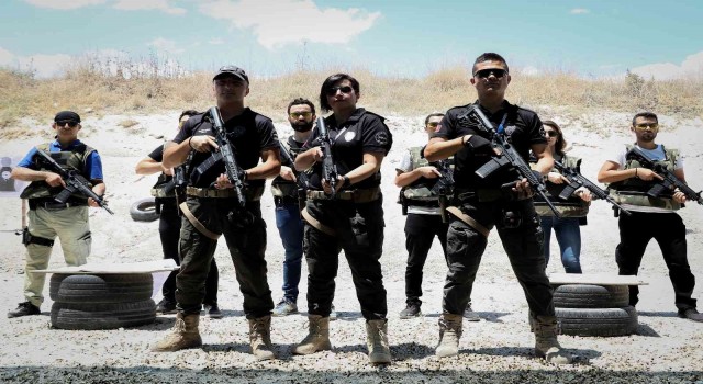 Polislerin ‘Sarsılmaz eğitimi nefes kesti