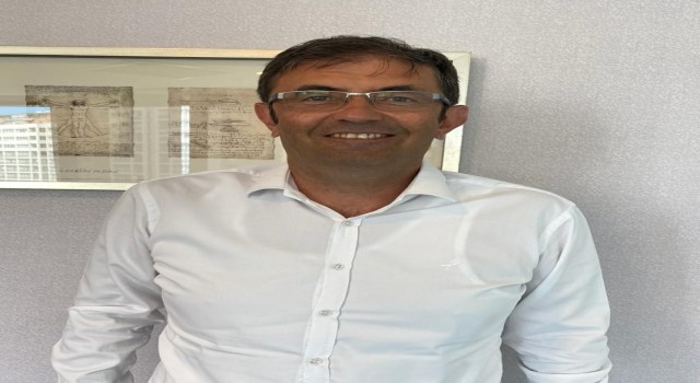 Prof. Dr. Coşkun: “Meme kanserli hastalarda östrojen içeren ilaçları güvenle kullanabileceğimizi söyleyemeyiz”