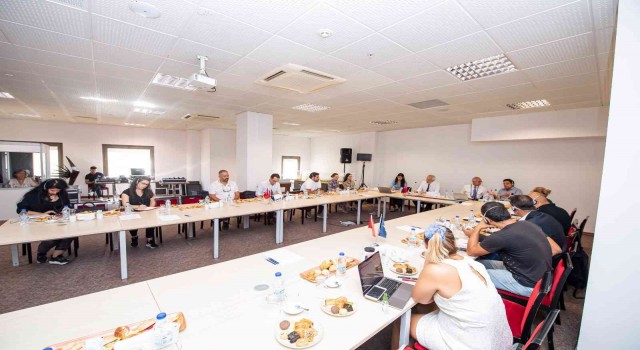 Romanların sorunları masaya yatırıldı