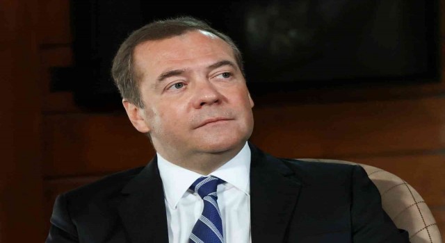 Rusya Güvenlik Konseyi Başkan Yardımcısı Medvedev: Kırıma saldırı olursa Ukraynayı kıyamet bekliyor