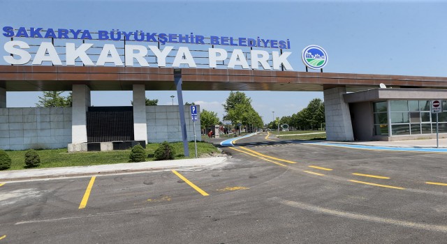 Sakarya Park yeni yüzüyle bayramı bekliyor