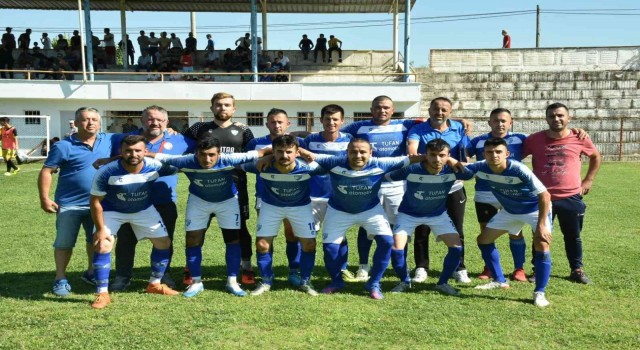 Salihli Adalasporda 1. Amatör Küme sevinci