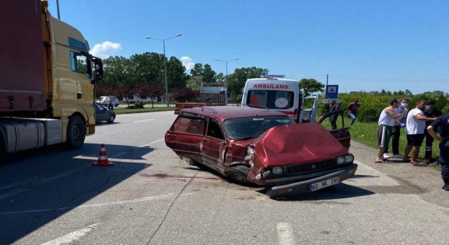 Samsunda trafik kazası: 1 ağır yaralı