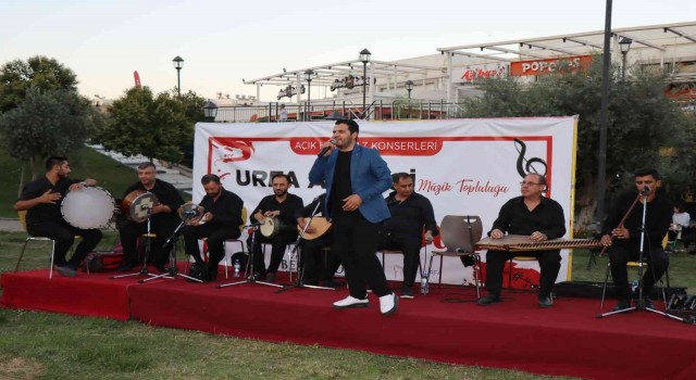 Şanlıurfada açık hava konserleri devam ediyor