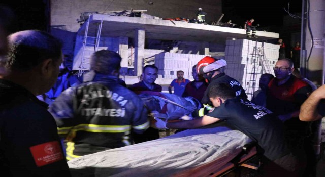 Şanlıurfada inşaat çöktü, molozların altında kalan 3 işçi kurtarıldı