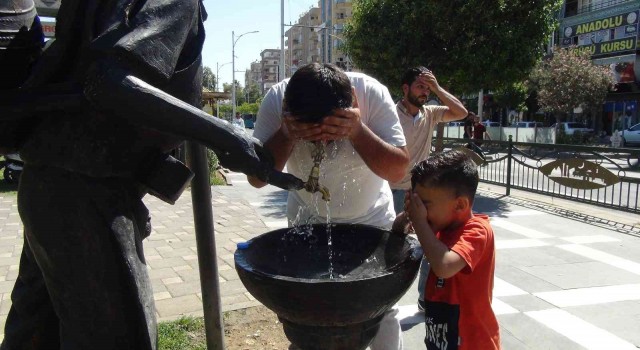 Şanlıurfada sıcak hava bunalttı