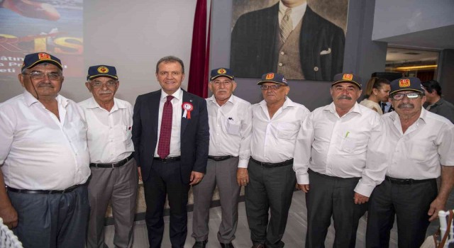 Seçer, şehit aileleri ve gazilerle bir araya geldi