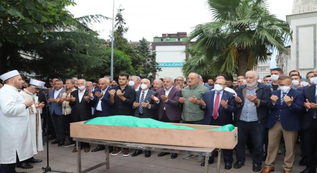 Silahlı kavgada öldürülen Bakan Soylunun kuzeni son yolculuğun uğurlandı