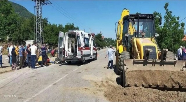 Simavda motosiklet ile iş makinası çarpıştı: 1 ölü 1 yaralı