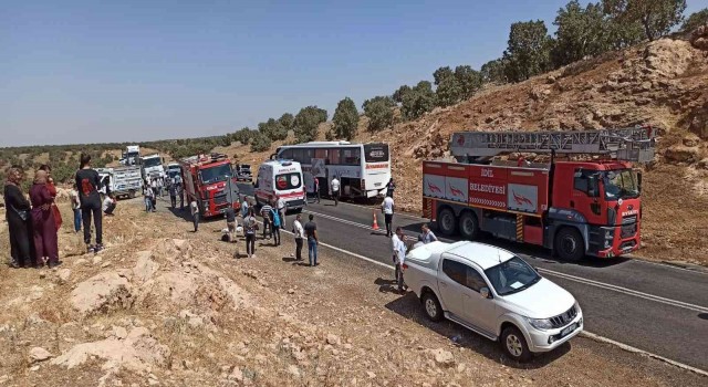 Şırnakta yolcu otobüsü ile otomobil çarpıştı: 1 ölü, 12 yaralı
