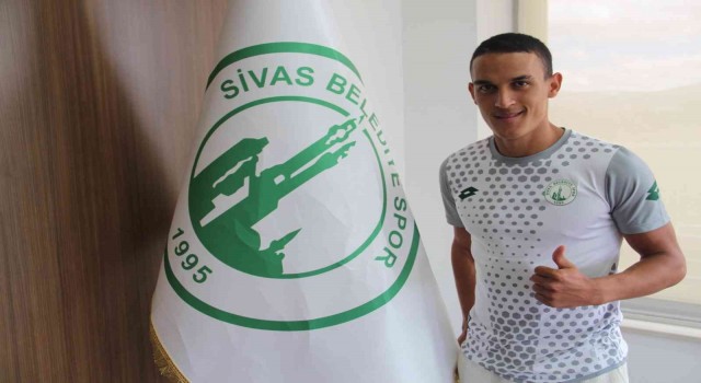 Sivas Belediyespor, Hakan Demirciyi kadrosuna kattı