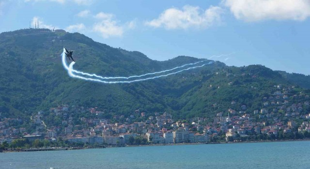 SOLOTÜRKün prova uçuşu nefes kesti