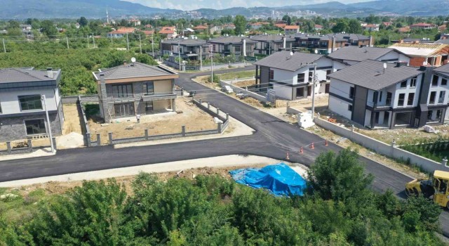 Son 4 günde 6 bin ton asfalt serildi