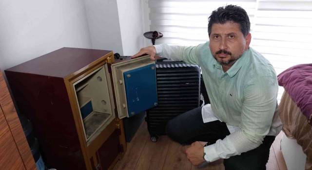 Spor merkezini soyan hırsızın rahatlığı kamerada