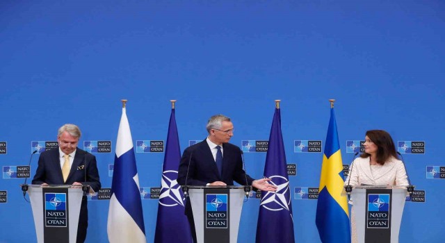 Stoltenberg: Finlandiya ve İsveç davetli statüsüne sahip olacak