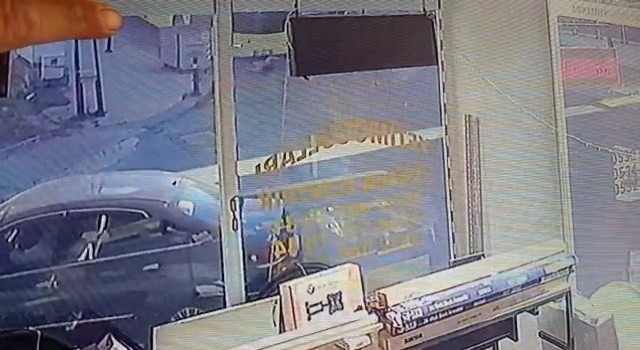 Sultanbeylide yola fırlayan küçük çocuğa İETT otobüsü çarptı