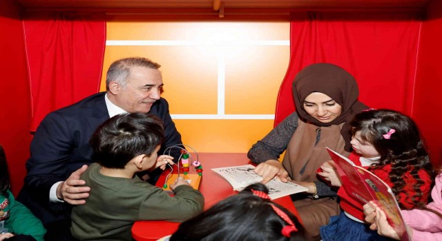 Sultangazide çocuklara okumayı sevdiren etkinlik: Kütüp-Anne ve Çocuk Saati