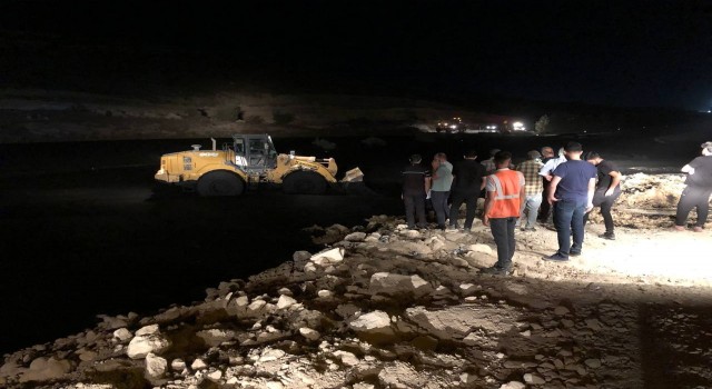 TAG Otoyolunda atık temizleme çalışmaları yoğunlaştırıldı