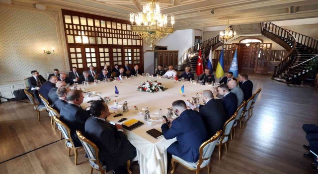 Tahıl koridoru zirvesi İstanbulda başladı