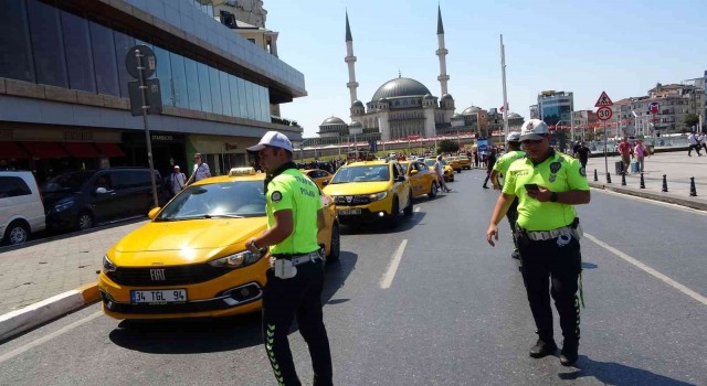 Taksimde ticari taksilere yönelik denetim