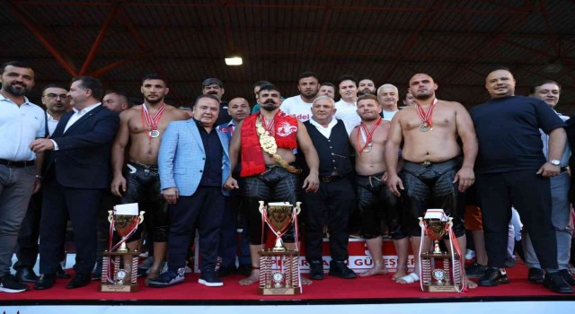 Tarihi Kırkpınar Yağlı Güreşlerine Antalya damgası