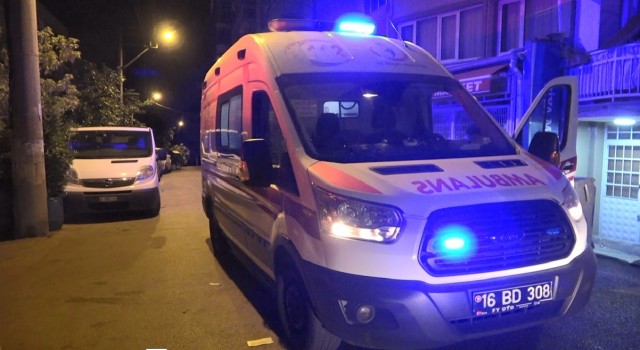 Tartıştığı kız arkadaşını sokak ortasında kurşunladı