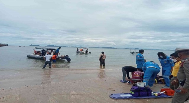 Taylandda sürat teknesinde yangın: 20 yaralı