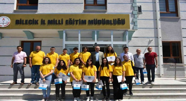 TEKNOFEST finaline katılmaya hak kazanan öğrencileri tebrik etti