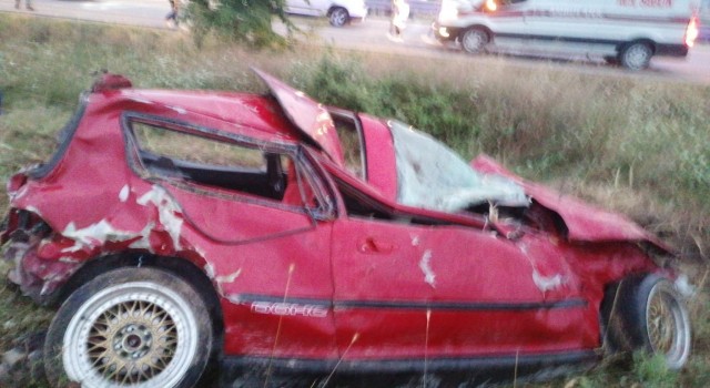Tokatta otomobil şarampole devrildi: 1 ölü